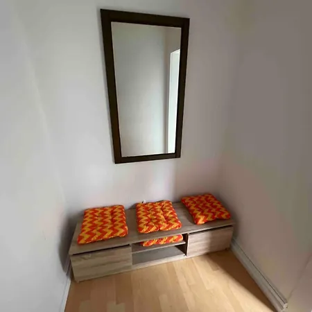 Grosse Mit Grossem Balkon 公寓 Gieleroth