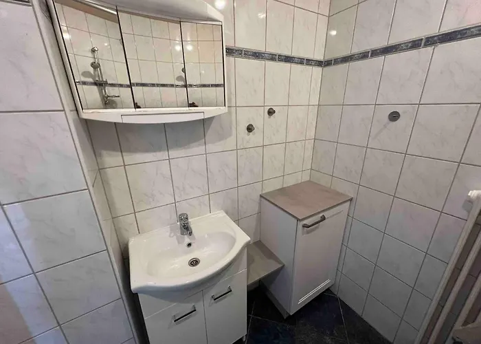 Grosse Mit Grossem Balkon