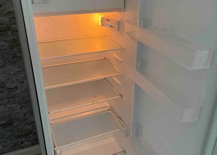 Grosse Mit Grossem Balkon * Gieleroth